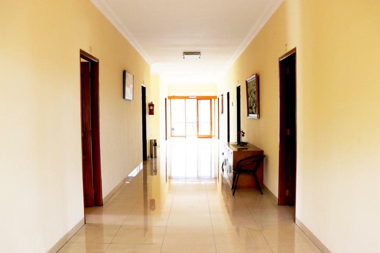 Puri Bernadi Guest House Lembang Εξωτερικό φωτογραφία