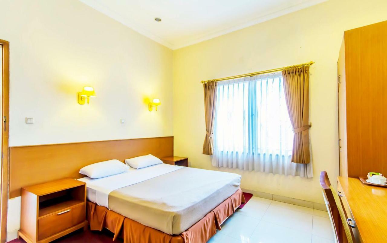 Puri Bernadi Guest House Lembang Εξωτερικό φωτογραφία