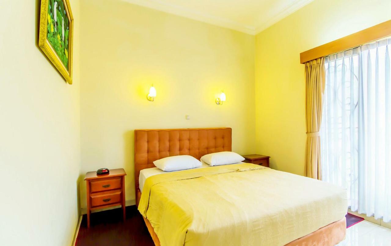Puri Bernadi Guest House Lembang Εξωτερικό φωτογραφία